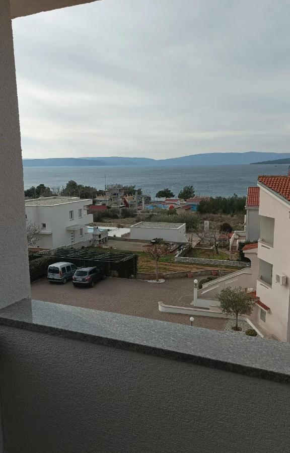 Family Apartments Tomy Punat Exterior photo